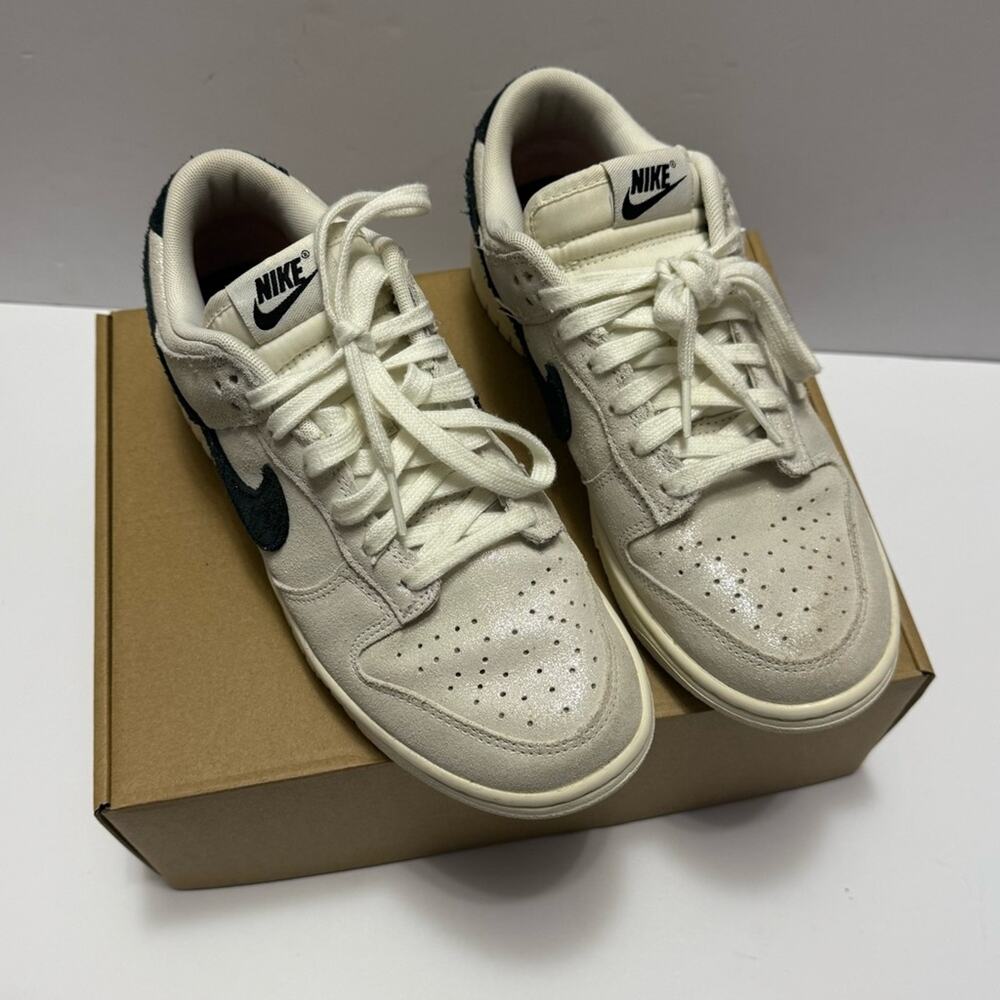 NIKE Low Dunks GLITTER edition - Picture 2 of 10